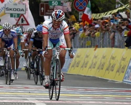 Bianchi in full swing at Giro: Ferrari took third